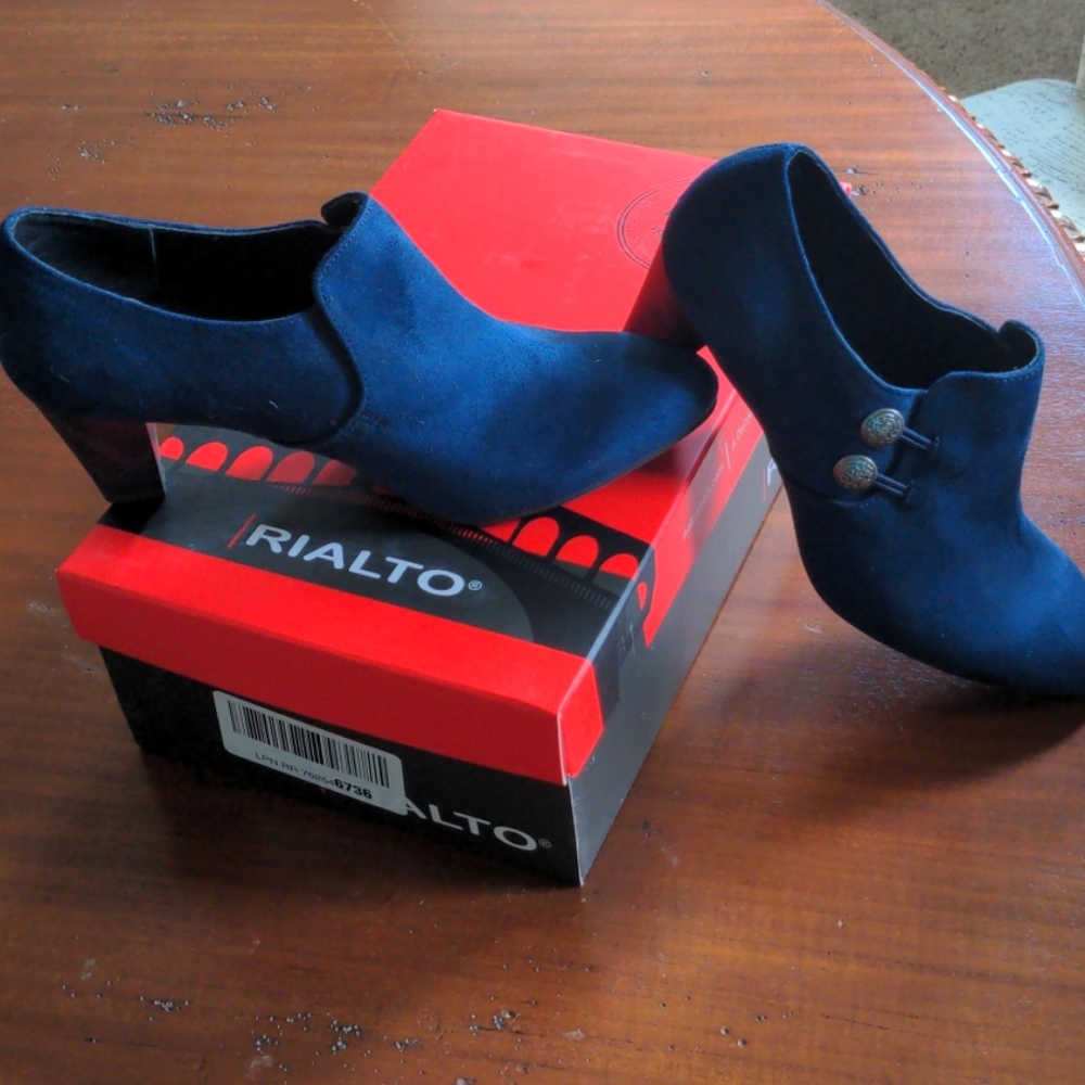 Rialto Blue Suede Shoes size 7 - Picture 2 of 5
